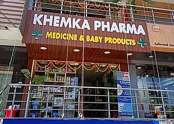 Dr. Vinit Khemka, MBBS, MD, DM, FAGE, FAE - KHEMKA CLINIC