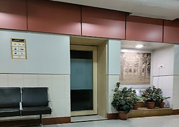 Dr. Vipin M Shah, MBBS, MS - SHARDA HOSPITALS