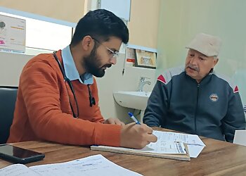 Dr. Vipul Gupta, MBBS, DM - KIDNEY CARE CENTRE