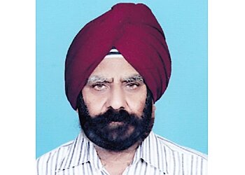 Amritsar Kidney Specialist Doctors Dr. Virinder Singh, MBBS, MD, DM image 1