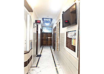 Dr. Virinder Singh, MBBS, MD, DM