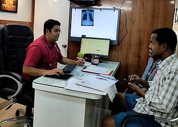 Dr. Vishal Gupta, MBBS, MD, DNB - CHEST CARE CLINIC KHARGHAR