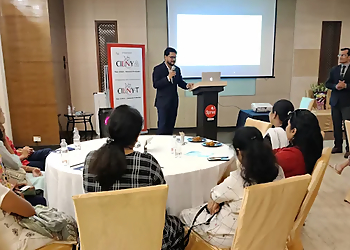 Dr. Vishwajeet Gaikwad MBBS MD - SUNSHINE SPECIALITY CLINIC