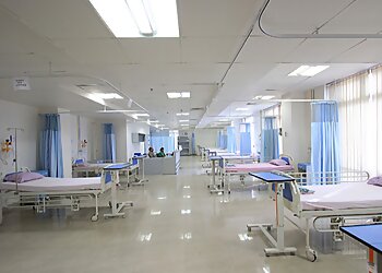 Dr. Vivek Agarwala, MBBS, MD, DM - NARAYANA SUPERSPECIALITY HOSPITAL