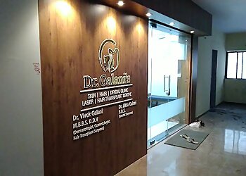 Dr. Vivek Galani - RQC HAIR TRANSPLANT & SKIN CLINIC