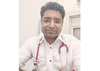 Dr. Vivek Kumar, MBBS, DCH, DNB - VINA WOMEN AND KID'S CLINIC