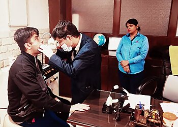 Dr. Vivek Kumar Pathak, MBBS, MS