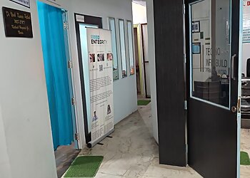 Dr. Vivek Kumar Pathak, MBBS, MS