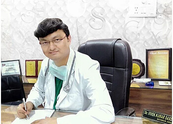 Dr. Vivek Kumar Saxena, MS, M.Ch - DIVA CLINIC