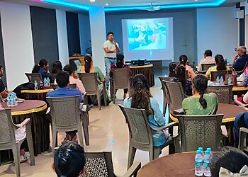 Dr. Vivek S. Patil, MBBS, MS, M.CH - VCARE HOSPITAL