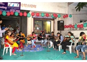 Dreams Guitar Academy