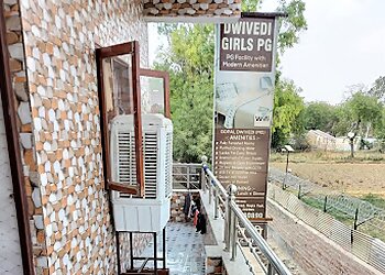 Agra Women Hostels Dwivedi Girls PG image 1