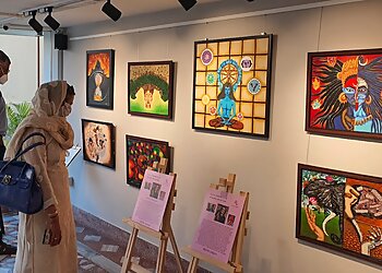 Dys Art Gallery