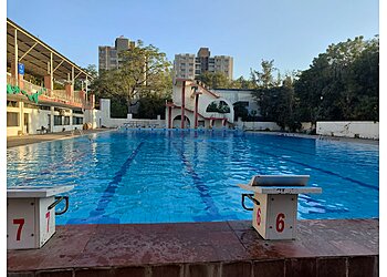 अहमदाबाद स्विमिंग पूल Eklavya Swimming Pool छवि 1