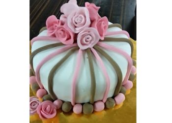 Cake Delivery in Dehradun — Luvflowercake | by luvflowercake | Medium