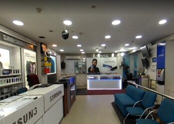Flyfot Mobile Store