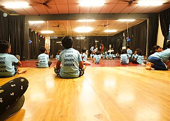 Footlock Dance School