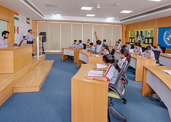 GD Goenka Signature School