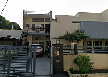 Gagan Anand Diet Clinic