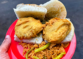 Garden Vadapav Center