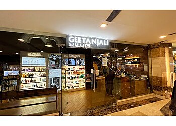 Geetanjali Salon