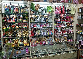 Gift 'N' Greet by Meenakshi Collection