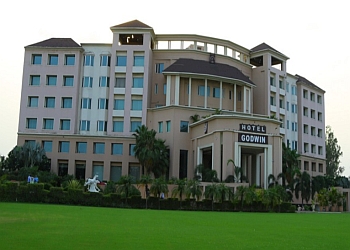 3 Best 5 Star Hotels In Meerut Expert Recommendations