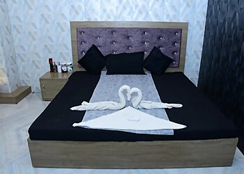 Golden Door Spa & Saloon