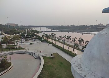 Gomti Riverfront Park