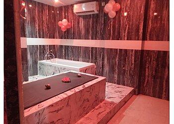 Gow Touch Spa & Saloon