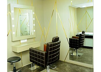 Green Trends Unisex Hair & Style Salon
