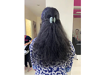 Green Trends Unisex Salon