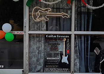 Guitar Classes by Shanky Dew