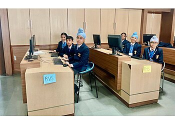 Guru Nanak Public School