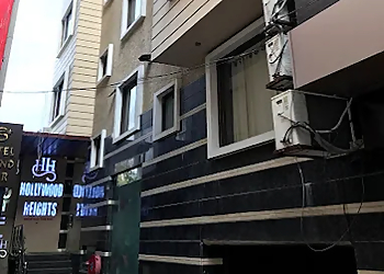 HOTEL HOLLYWOOD HEIGHTS