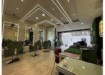 HairrCraftt Unisex Salon