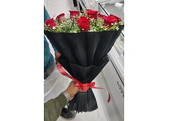 Hallmark Cards Gifts & Flower Shop