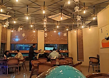 Hamoni: Cafe by the Greens