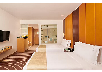 Holiday Inn Mumbai International Airport