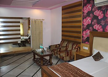 Hotel Anand