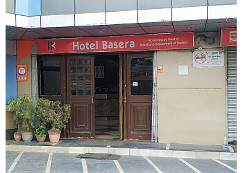 Hotel Basera