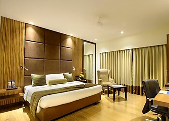 Hotel Express Towers