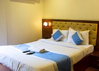 Nagpur Budget Hotels Hotel Parashar Check In image 1