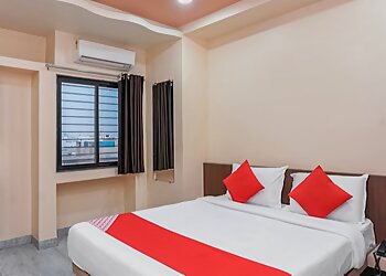 Hotel Pride Executive