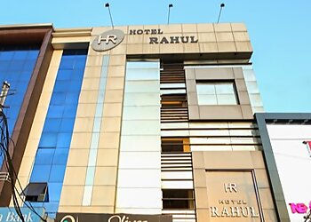 Jabalpur Budget Hotels Hotel Rahul image 1