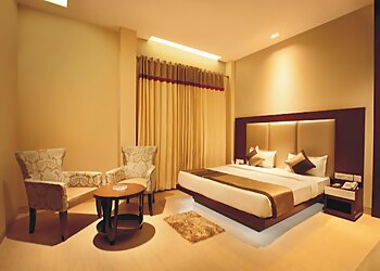 Hotel Samrat Heavens