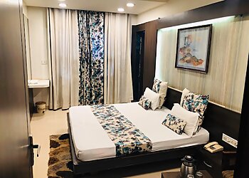 Hotel Shalimar Deluxe