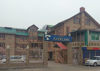 budget 3 star hotels in srinagar