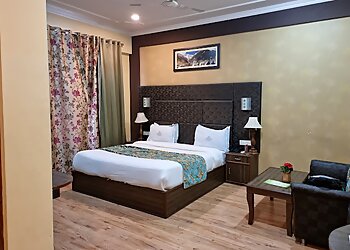 Hotel The Grand Mamta