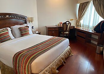 Hotel The Royal Plaza